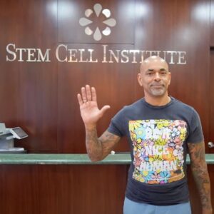 David at Stem Cell Institute Panama